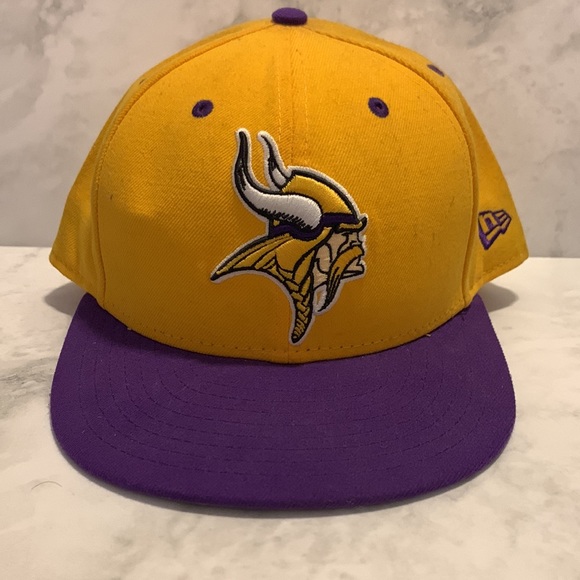 Vikings Fitted Cap - Picture 2 of 6
